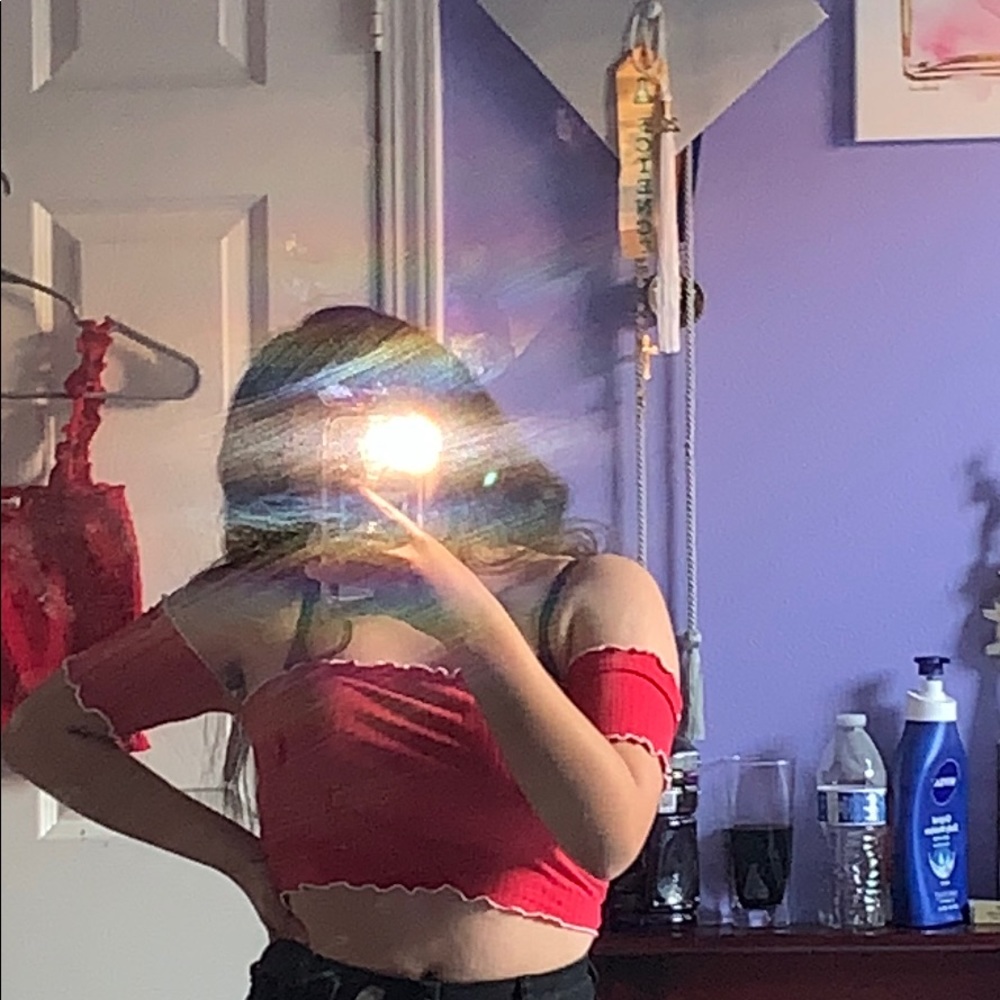 red crop top